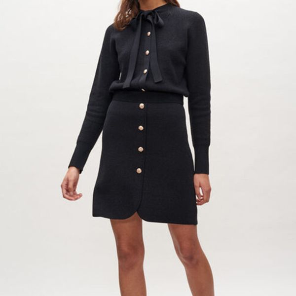 runway design solid button two-pieces women skirt suit knitted bow tie streetwear female sets fashion office ladies blazer suits, White
runway design solid button two-pieces women skirt suit knitted bow tie streetwear female sets fashion office ladies blazer suits, White