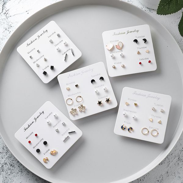 korea new delicate moon star stud earrings for women fashion jewelry simulated pearl triangle heart flower brincos gifts, Golden;silver
korea new delicate moon star stud earrings for women fashion jewelry simulated pearl triangle heart flower brincos gifts, Golden;silver