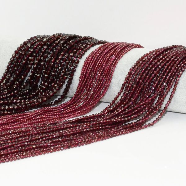 natural garnet / rhodolite garnet / spessartine garnet faceted round beads 2mm,3mm,4mm
natural garnet / rhodolite garnet / spessartine garnet faceted round beads 2mm,3mm,4mm