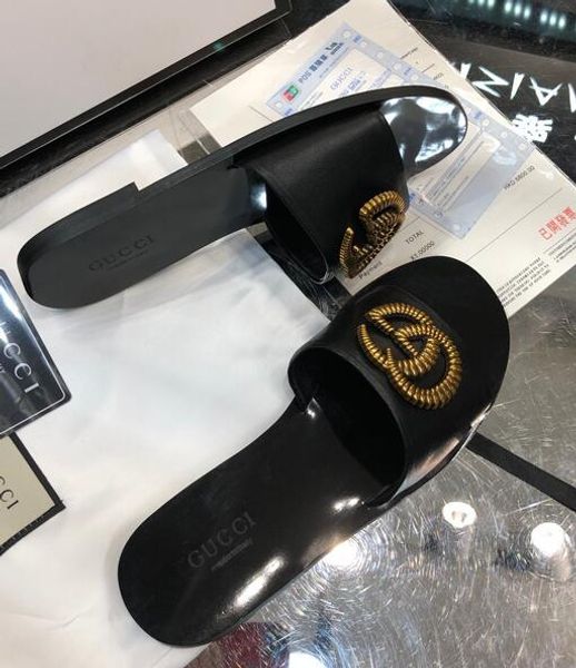 Chinelos tomhappy268 
Chinelos tomhappy268