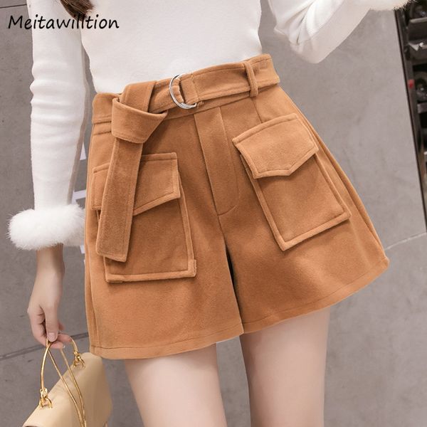 2019 autumn winter formal shorts women korean high waist thick warm wool shorts casual loose chic wide leg short pants, White;black
2019 autumn winter formal shorts women korean high waist thick warm wool shorts casual loose chic wide leg short pants, White;black
