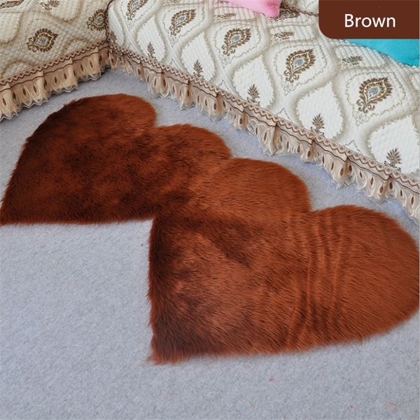 new imitation wool carpet double love 60*120cm plush sofa bedroom bay window bed blanket factory wholesale
new imitation wool carpet double love 60*120cm plush sofa bedroom bay window bed blanket factory wholesale
