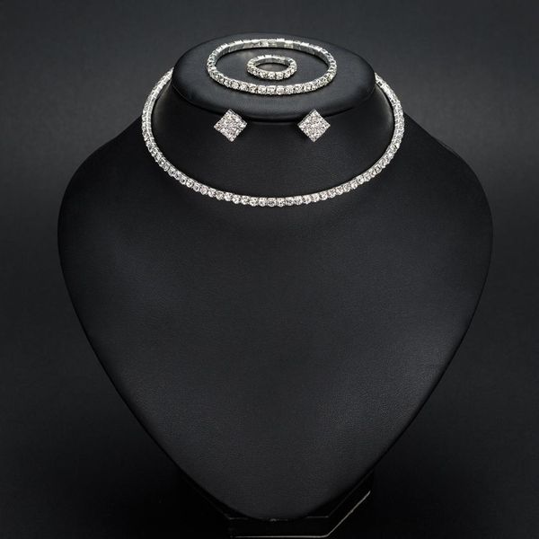 openwork rhinestone four-piece suit new boho collar choker silver necklace fashion jewellery
openwork rhinestone four-piece suit new boho collar choker silver necklace fashion jewellery