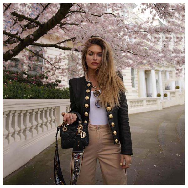 womens designer short jacket girls luxury casual coat youth solid color brand single breasted clothing womens fashion jackets 2020 new, Black;brown
womens designer short jacket girls luxury casual coat youth solid color brand single breasted clothing womens fashion jackets 2020 new, Black;brown