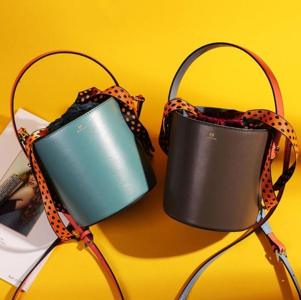 genuine leather bucket bag leather women bag shoulder messenger retro handbag playful cute fashion women
genuine leather bucket bag leather women bag shoulder messenger retro handbag playful cute fashion women