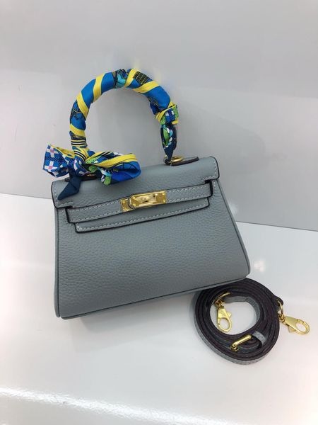 mini lychee bag size 20cm totes fashion shoulder bag women totes genuine leather fashion bags all colors ing
mini lychee bag size 20cm totes fashion shoulder bag women totes genuine leather fashion bags all colors ing