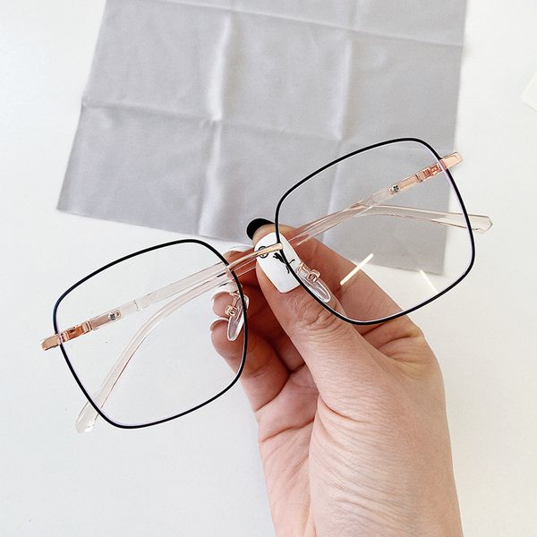 vintage women glasses frame square metal frame optical glasses anti blue light transparent computer eyeglasses, White;black
vintage women glasses frame square metal frame optical glasses anti blue light transparent computer eyeglasses, White;black