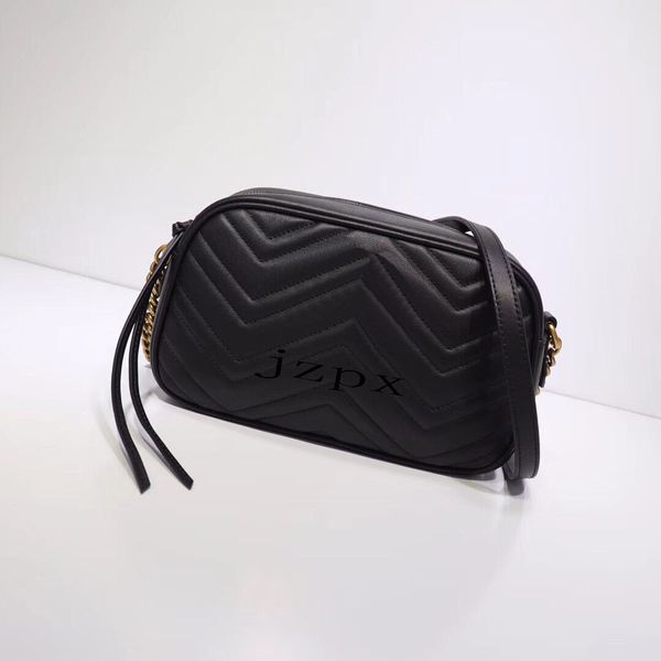 fashionable european and american classic trend small quilted shoulder bag 24 * 13 * 7cm p024-26 of freight
fashionable european and american classic trend small quilted shoulder bag 24 * 13 * 7cm p024-26 of freight