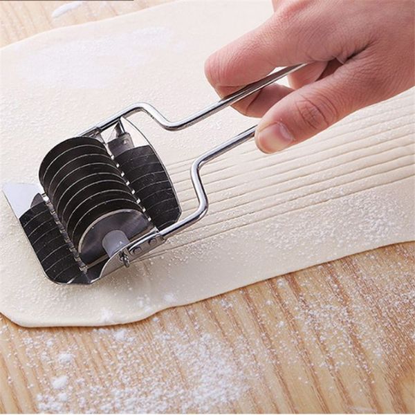 1pc stainless steel spaghett noodle maker lattice roller docker dough cutter tool kitchen helper diy dough pastry cutting tool
1pc stainless steel spaghett noodle maker lattice roller docker dough cutter tool kitchen helper diy dough pastry cutting tool
