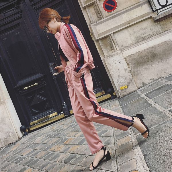 2019 new fashion women 2 piece sets trouser outfits pink tracksuits striped short jacket + elastic pants slit leg zipper suits, White
2019 new fashion women 2 piece sets trouser outfits pink tracksuits striped short jacket + elastic pants slit leg zipper suits, White