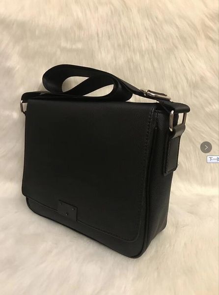 famous brand leather men bag casual business leather mens messenger bag vintage men's crossbody bag bolsas male 45257
famous brand leather men bag casual business leather mens messenger bag vintage men's crossbody bag bolsas male 45257