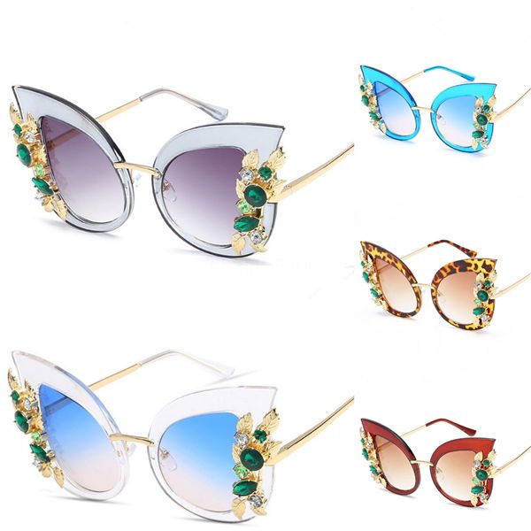 2020 new fashion trend design metal frame reflective coating uv400 mirror sunglasses for men women 9 colors #127471, White;black
2020 new fashion trend design metal frame reflective coating uv400 mirror sunglasses for men women 9 colors #127471, White;black