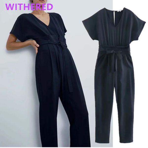 withered england style office lady simple solid sashes cargo loose jumpsuit women rompers womens jumpsuit combinaison femme, Black;white
withered england style office lady simple solid sashes cargo loose jumpsuit women rompers womens jumpsuit combinaison femme, Black;white