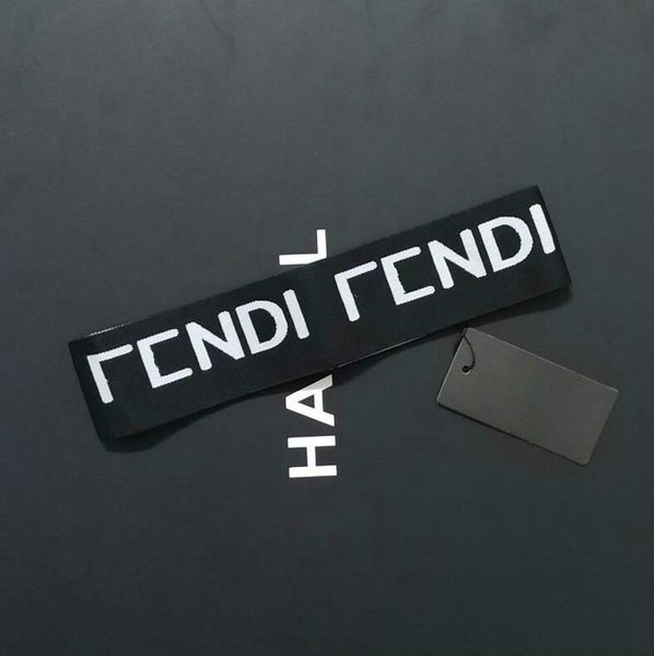2020 эластичная повязка для женщин мода hairband для девушки женщин ретро тюрбан заколки подарки 3 цвета, Silver
2020 эластичная повязка для женщин мода hairband для девушки женщин ретро тюрбан заколки подарки 3 цвета, Silver