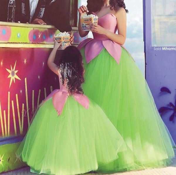 beautiful faery puffy flower girls dresses princess ball gown sweetheart neck green tulle skirt sleeveless brithday kids formal wear, White;blue
beautiful faery puffy flower girls dresses princess ball gown sweetheart neck green tulle skirt sleeveless brithday kids formal wear, White;blue