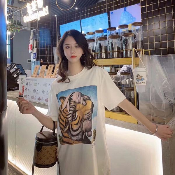 2020 new designer t shirts men women t shirt hip hop tshirt hip hop streetwear summer letter printed white black tees 01
2020 new designer t shirts men women t shirt hip hop tshirt hip hop streetwear summer letter printed white black tees 01