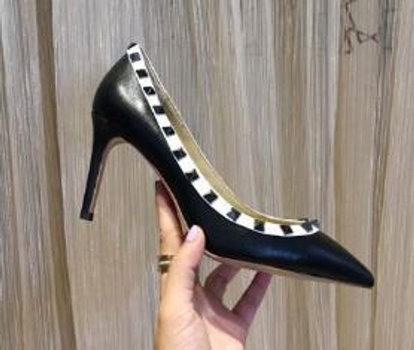 2020 sell women's matte new designer rivet shoes casual sandals patent genuine leather high heel lambskin slippers size, Black
2020 sell women's matte new designer rivet shoes casual sandals patent genuine leather high heel lambskin slippers size, Black