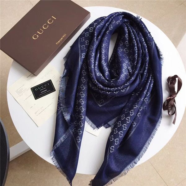 2019 four seasons fashion letter scarf shawl silk wool comfortable wear women autumn and winter warm scarf can be wholesale
2019 four seasons fashion letter scarf shawl silk wool comfortable wear women autumn and winter warm scarf can be wholesale