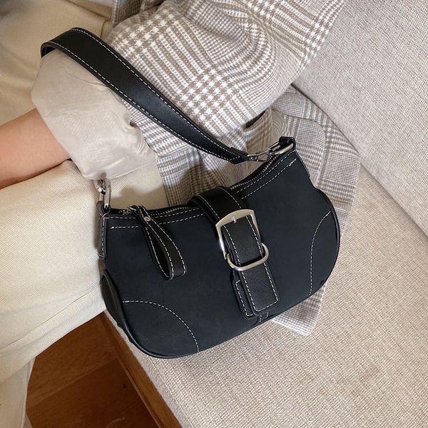 autumn&winter french independent design retro matte shoulder bag & fashion underarm bag width 23cm high 15cm thickness 7cm
autumn&winter french independent design retro matte shoulder bag & fashion underarm bag width 23cm high 15cm thickness 7cm