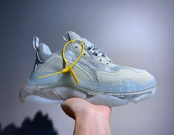 2019 paris 17fw triple-s crystal bottom green luxury dad shoes platform triple s sneakers for mens women vintage old grandpa trainers ct1, Black
2019 paris 17fw triple-s crystal bottom green luxury dad shoes platform triple s sneakers for mens women vintage old grandpa trainers ct1, Black