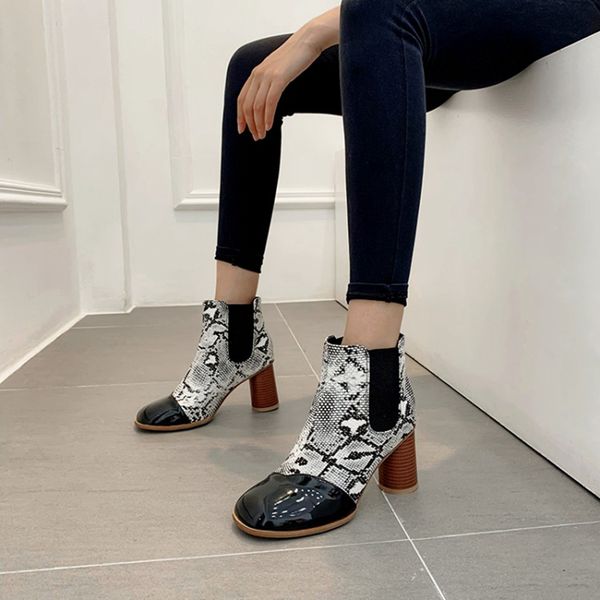 woman super big size 32-48 new round toe med knee boots women casual increased high heel .5cm fashion warm shoes 77-4, Black
woman super big size 32-48 new round toe med knee boots women casual increased high heel .5cm fashion warm shoes 77-4, Black