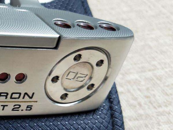 Мужчины гольф клюшки NEWPORT 2.5 Silver Golf Putting 32 \ 33 \ 34 \ 35 \ 36 дюймов Club Golf Club Высокое качест
Мужчины гольф клюшки NEWPORT 2.5 Silver Golf Putting 32 \ 33 \ 34 \ 35 \ 36 дюймов Club Golf Club Высокое качест