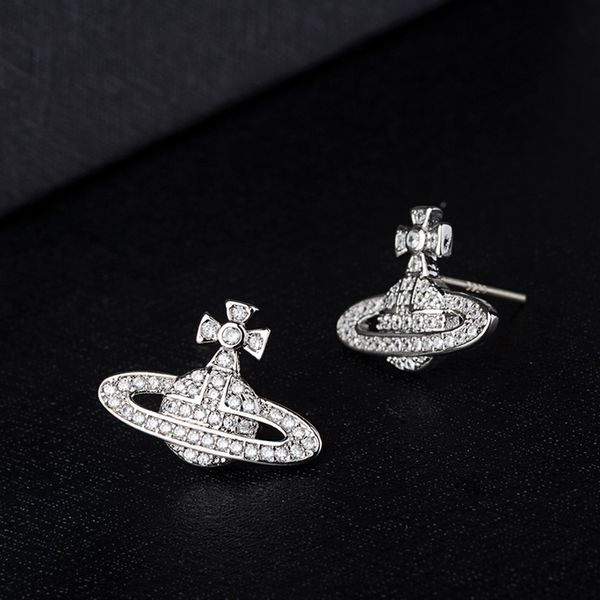 Женщины Rhinestone Satellite серег Silver Bling Bling конструктора серьги для подарков партии Бижутерия Аксессуары
Женщины Rhinestone Satellite серег Silver Bling Bling конструктора серьги для подарков партии Бижутерия Аксессуары