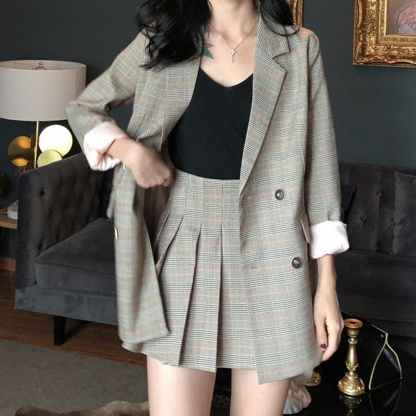 2020 spring and autumn suit women loose temperament small suit jacket pleated skirt two-piece fashion plaid women's clothing, White
2020 spring and autumn suit women loose temperament small suit jacket pleated skirt two-piece fashion plaid women's clothing, White