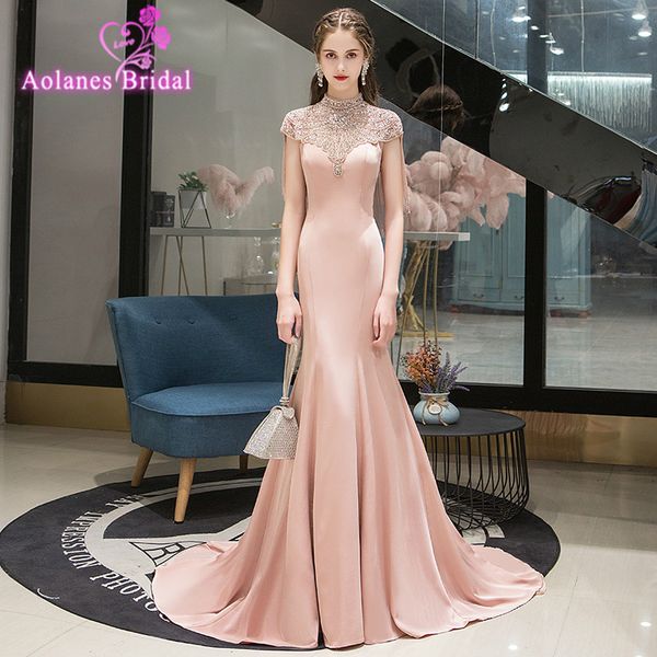 2020 sexy pink атласные вечерние платья русалка кисточки necline с роскошное бисероплетение кристалл мантии вечера платья партии backlesses, White;black 
2020 sexy pink атласные вечерние платья русалка кисточки necline с роскошное бисероплетение кристалл мантии вечера платья партии backlesses, White;black