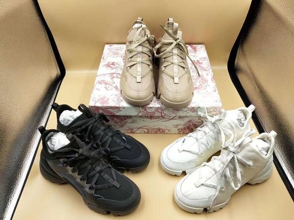 2019 spring and summer old shoes sports flowers casual women's shoes running thick bottom lace, Black