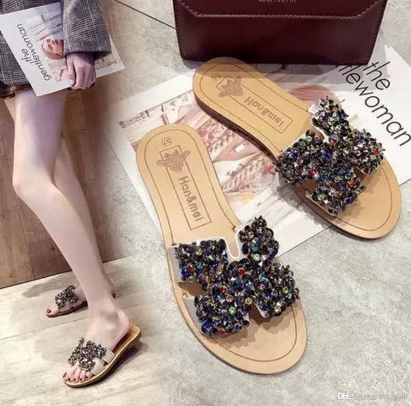 summer slippers wearing fashionable h type word trawl red 2019 new flat bottom non-slippery personality beach cool drag girl, Black
summer slippers wearing fashionable h type word trawl red 2019 new flat bottom non-slippery personality beach cool drag girl, Black