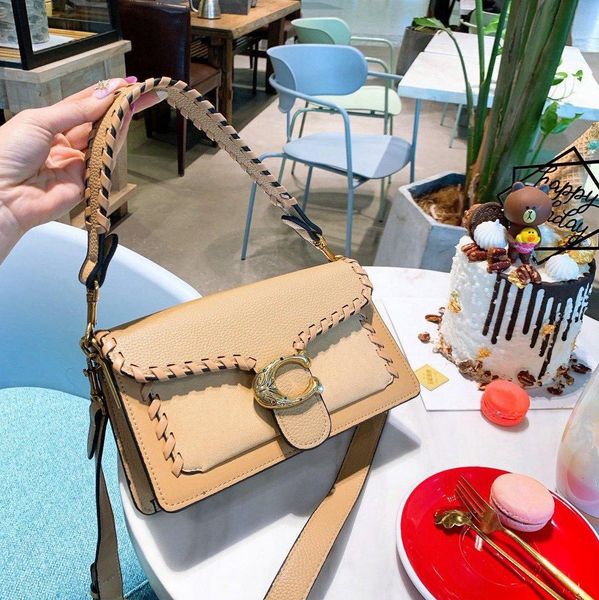 women fashion shoulder messenger leather shoulder bag luxury 3aa+ handbags female pures - 12942
women fashion shoulder messenger leather shoulder bag luxury 3aa+ handbags female pures - 12942