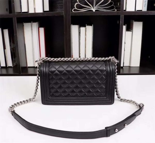High workman hip de igner handbag famou brand twinkle hardware women cro body bag urban fa hion oft lamb kin leather houlder bag
High workman hip de igner handbag famou brand twinkle hardware women cro body bag urban fa hion oft lamb kin leather houlder bag
