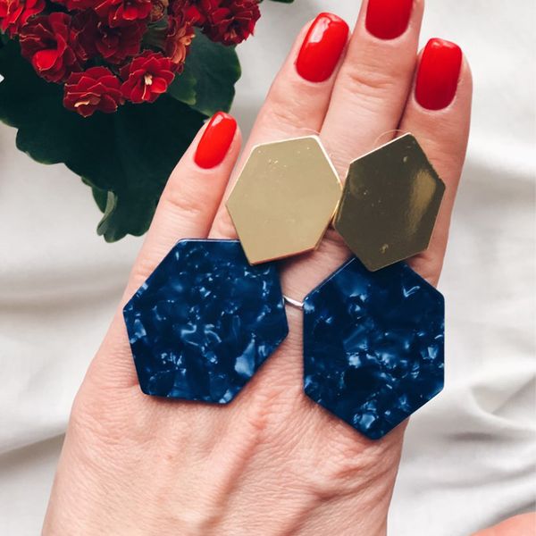 2019 geometric resin alloy drop earring for women hexagon colorful acrylic statement dangle earring party jewelry, Silver
2019 geometric resin alloy drop earring for women hexagon colorful acrylic statement dangle earring party jewelry, Silver