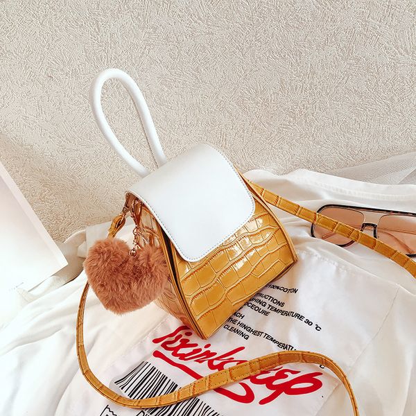 kyyslo crocodile contrast color handbag european and american triangle bag fashion women shoulder messenger bag small female
kyyslo crocodile contrast color handbag european and american triangle bag fashion women shoulder messenger bag small female
