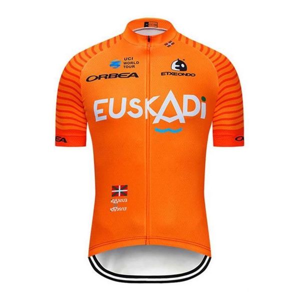 2020 euskadi team cycling short sleeves jersey bib shorts sets new 2020 bike clothing quick dry wearable breathable u40907, Black;red
2020 euskadi team cycling short sleeves jersey bib shorts sets new 2020 bike clothing quick dry wearable breathable u40907, Black;red