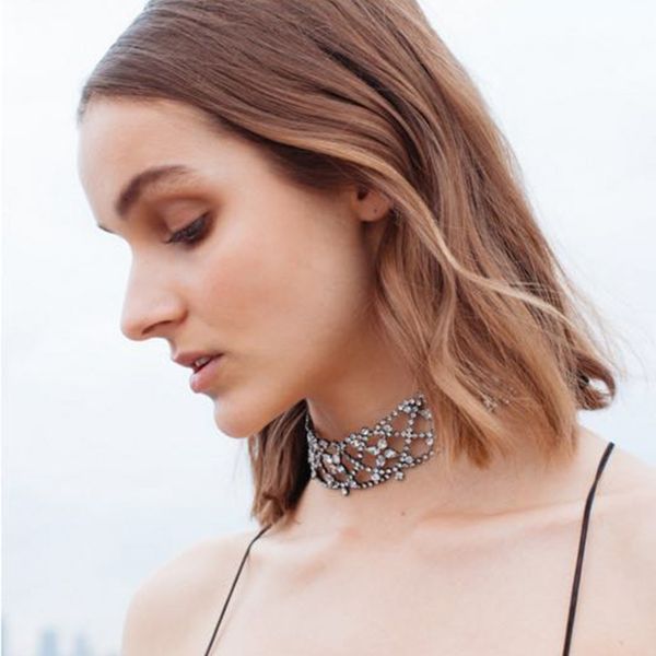 панк цветочный кристалл rhinestone choker воротник женщины золото серебро заявление цепи ожерелье свадебные chocker элегантные ювелирные изд, Silver
панк цветочный кристалл rhinestone choker воротник женщины золото серебро заявление цепи ожерелье свадебные chocker элегантные ювелирные изд, Silver