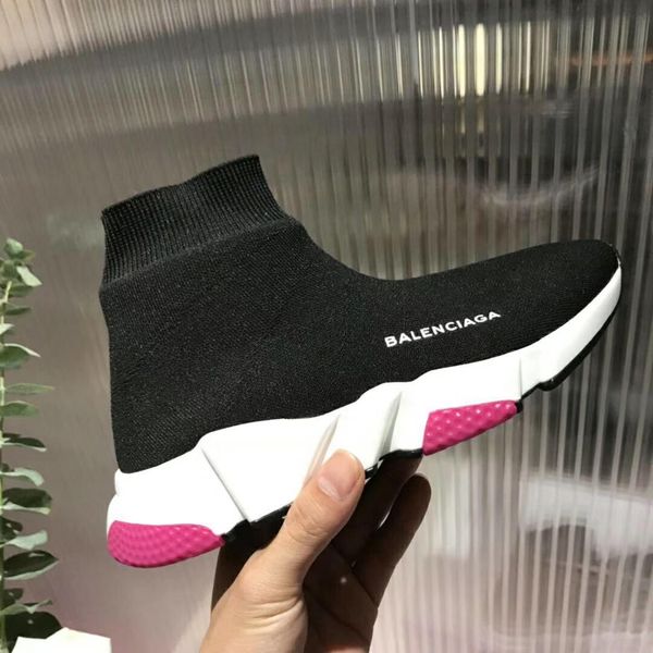 super fire elastic socks shoes female autumn new korean version of the net red increase high shoes tide leisure breathable sports boots
super fire elastic socks shoes female autumn new korean version of the net red increase high shoes tide leisure breathable sports boots