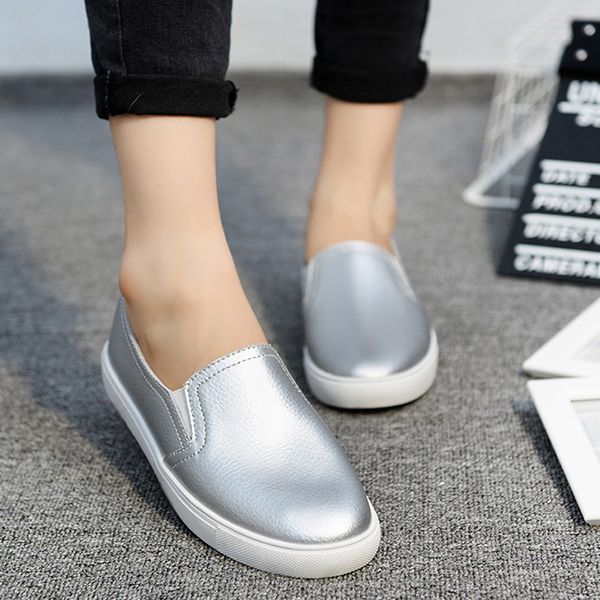 autumn women leather loafers fashion ballet flats sliver white black casual shoes woman slip on loafers boat shoes moccasins
autumn women leather loafers fashion ballet flats sliver white black casual shoes woman slip on loafers boat shoes moccasins