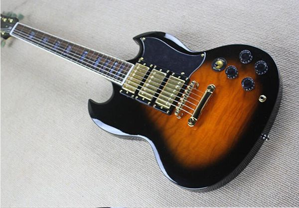 закат цвета завод пользовательского tobacco sunburst электрогитара с 3 gold пикапами, golden оборудованиями, джейд тюнеров, может быть измен
закат цвета завод пользовательского tobacco sunburst электрогитара с 3 gold пикапами, golden оборудованиями, джейд тюнеров, может быть измен