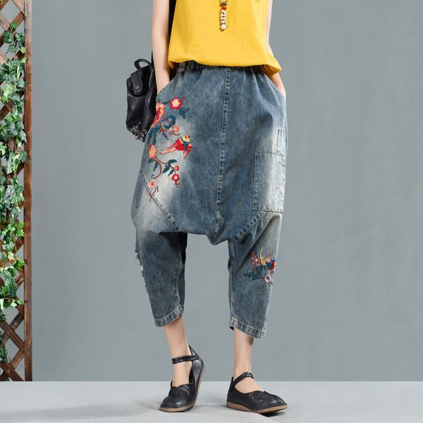 2019 ripped jeans female denim pants drop crotch ankle-length womens jeans vintage embroidery cross-pants for women trousers, Blue
2019 ripped jeans female denim pants drop crotch ankle-length womens jeans vintage embroidery cross-pants for women trousers, Blue