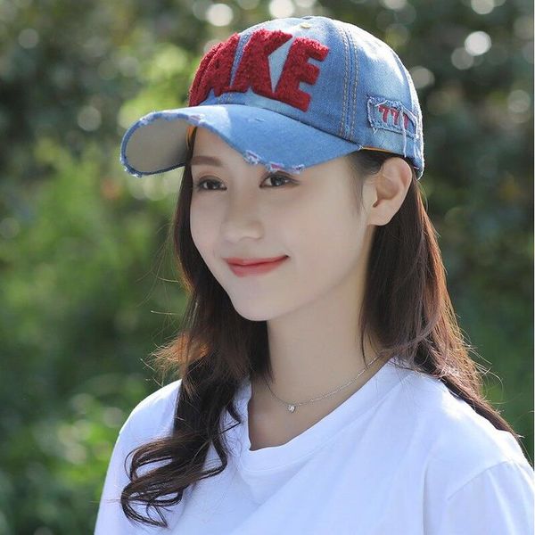 luxury brand designers spring and summer couples travel personality avant-garde fashion designer men and women craft embroidered hats, Blue;gray
luxury brand designers spring and summer couples travel personality avant-garde fashion designer men and women craft embroidered hats, Blue;gray