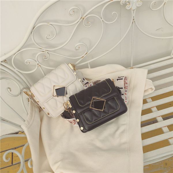 2020 new women's shoulder messenger bag simple fashion solid color women's bag