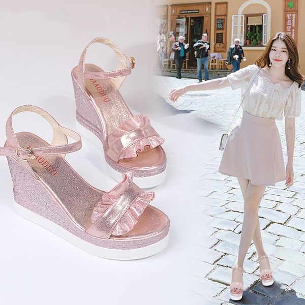 2019 sandalias mujer fashion dress ruffles women shoes sweet wedges sandals shiny super high heels zapatillas mujer, Black
2019 sandalias mujer fashion dress ruffles women shoes sweet wedges sandals shiny super high heels zapatillas mujer, Black