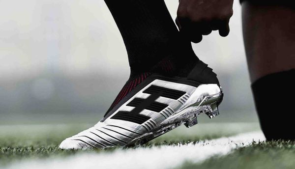 football boots predator 19+ fg high ankle soccer boot predator 19.1 302 fg mens soccer cleats outdoor soccer shoes size 36-45
football boots predator 19+ fg high ankle soccer boot predator 19.1 302 fg mens soccer cleats outdoor soccer shoes size 36-45