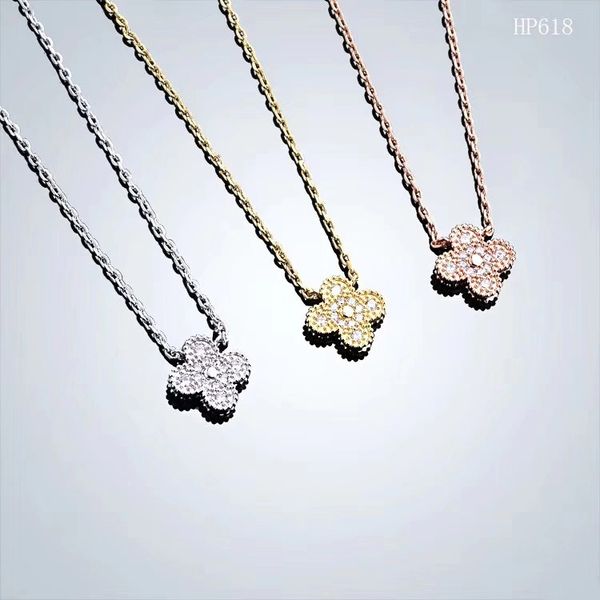 2019 stainless steel jewelry designer necklace four-leaf flower necklace luxury designer jewelry women necklace iced out chains, Silver
2019 stainless steel jewelry designer necklace four-leaf flower necklace luxury designer jewelry women necklace iced out chains, Silver