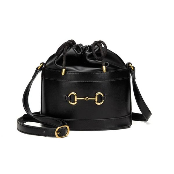 плечо сумки для женщин 2019 новая мода pu раунда draw bucket bag lady сумка crossbody
плечо сумки для женщин 2019 новая мода pu раунда draw bucket bag lady сумка crossbody