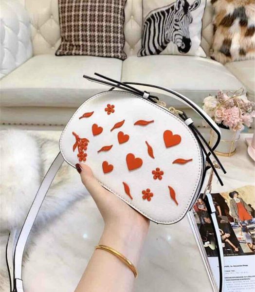 дизайнер сумка женщин роскошные дизайнерские женщин сумки на ремне сумки кошельки форме сердца украшения новые девушки осенью и зимой сумка 
дизайнер сумка женщин роскошные дизайнерские женщин сумки на ремне сумки кошельки форме сердца украшения новые девушки осенью и зимой сумка