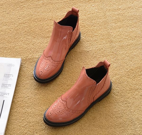 vintage patent leather women's boots new winter boots women flat heel soft bottom ankle short tube, Black
vintage patent leather women's boots new winter boots women flat heel soft bottom ankle short tube, Black
