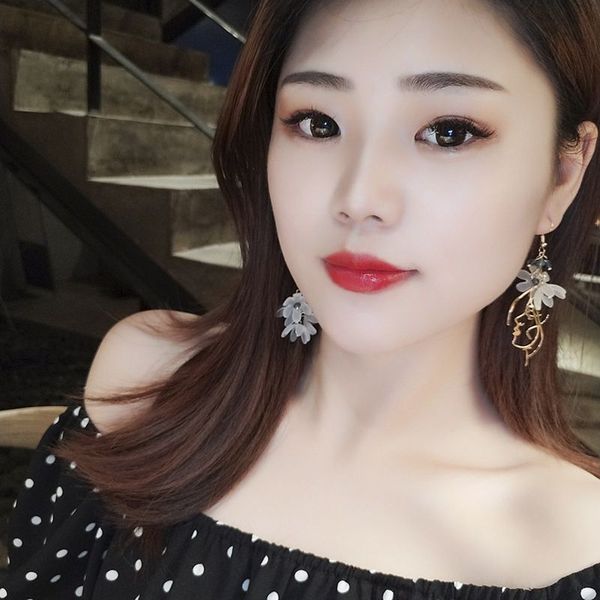 korean version of the face was thin earrings female korean long asymmetric crystal earrings personality wild ear hook ear jewelry, Golden
korean version of the face was thin earrings female korean long asymmetric crystal earrings personality wild ear hook ear jewelry, Golden